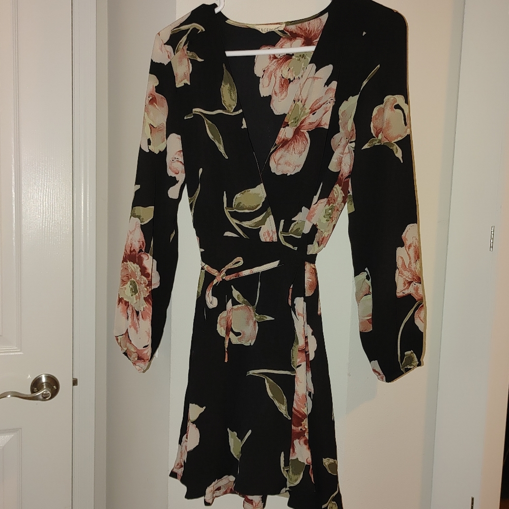 Floral wrap dress - long sleeve (NWOT)